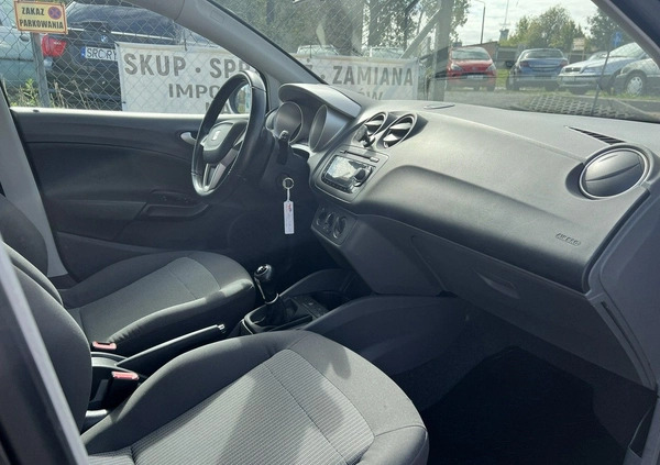 Seat Ibiza cena 19900 przebieg: 183000, rok produkcji 2010 z Mikołajki małe 379